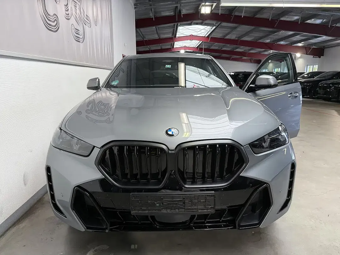 BMW X6 - Thumbnail 15