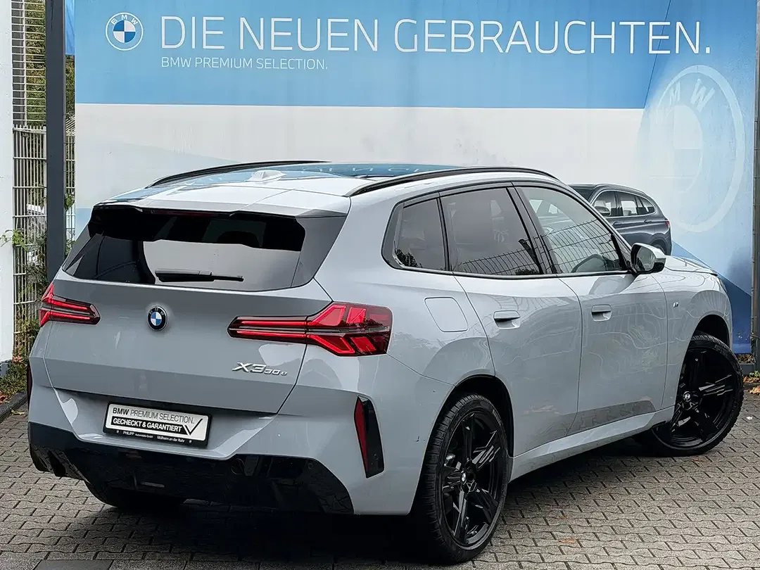 BMW X3 - Thumbnail 4