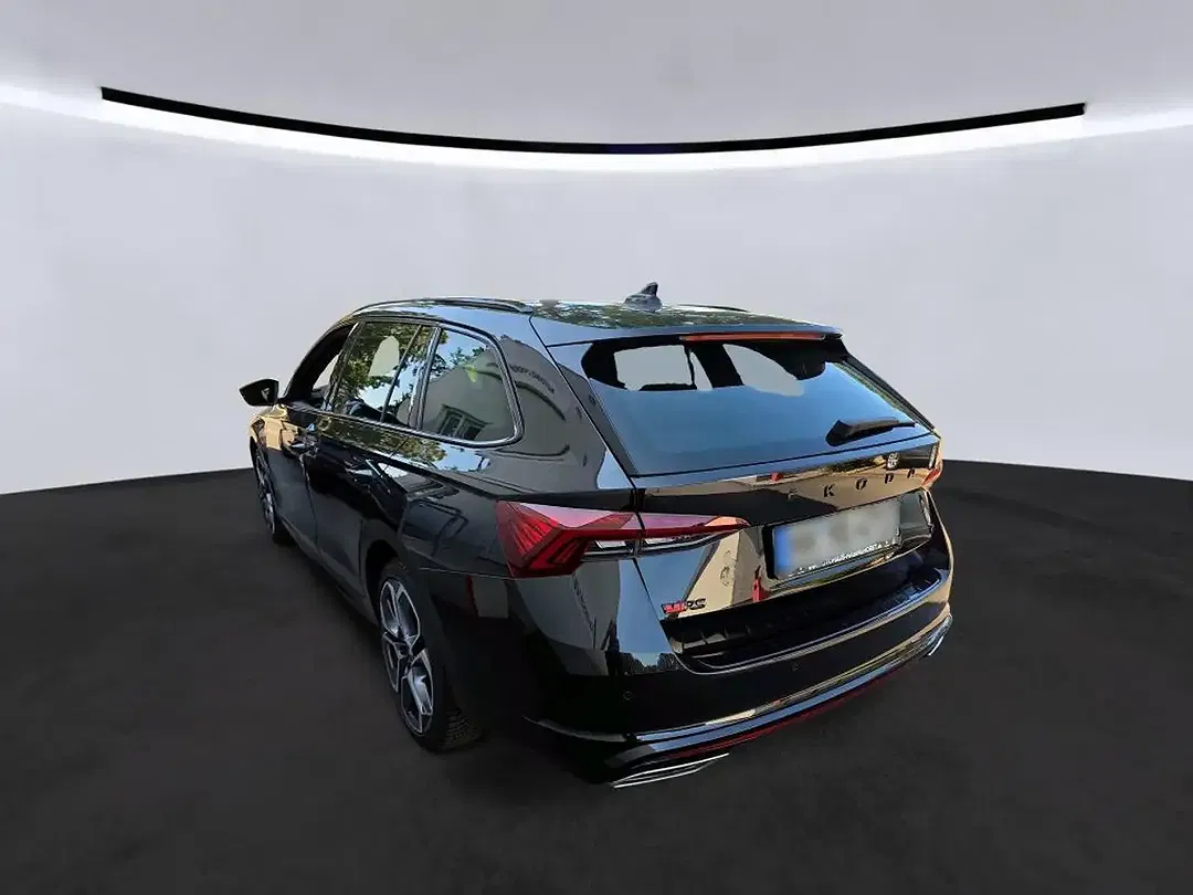 Skoda Octavia - Thumbnail 5