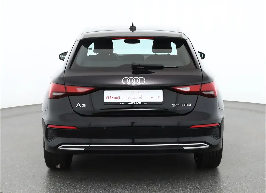 Audi A3 - Thumbnail 3