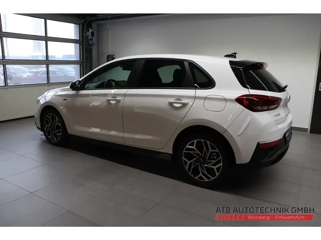 Hyundai i30 - Thumbnail 4