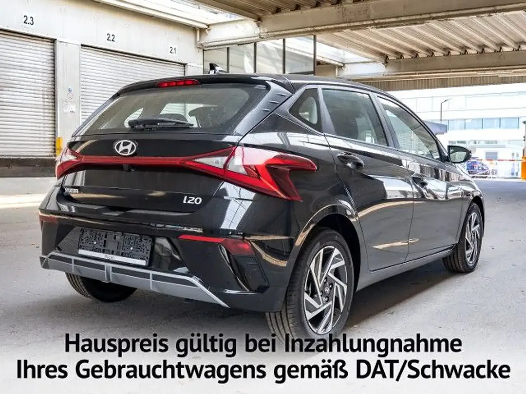 Hyundai i20 - Thumbnail 2