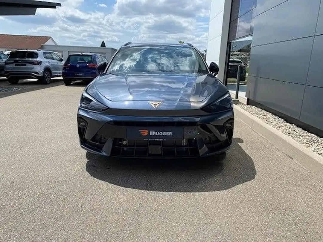 CUPRA Leon - Thumbnail 3