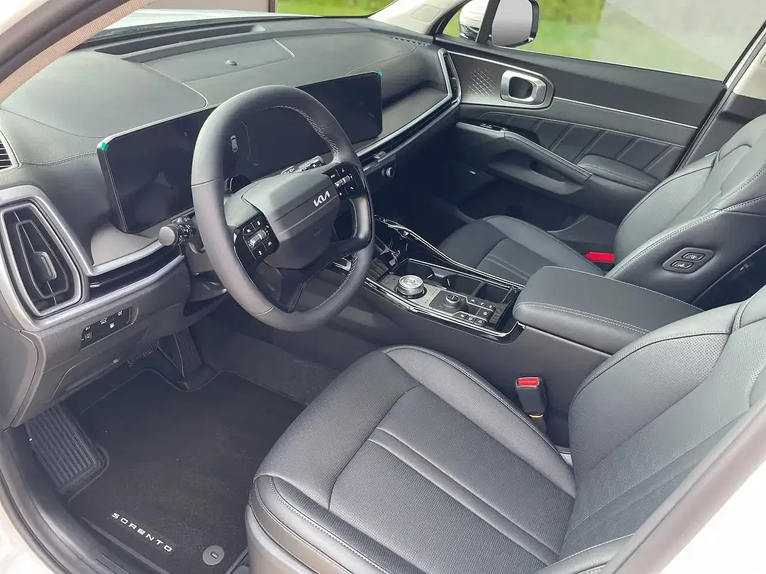 Kia Sorento - Thumbnail 9