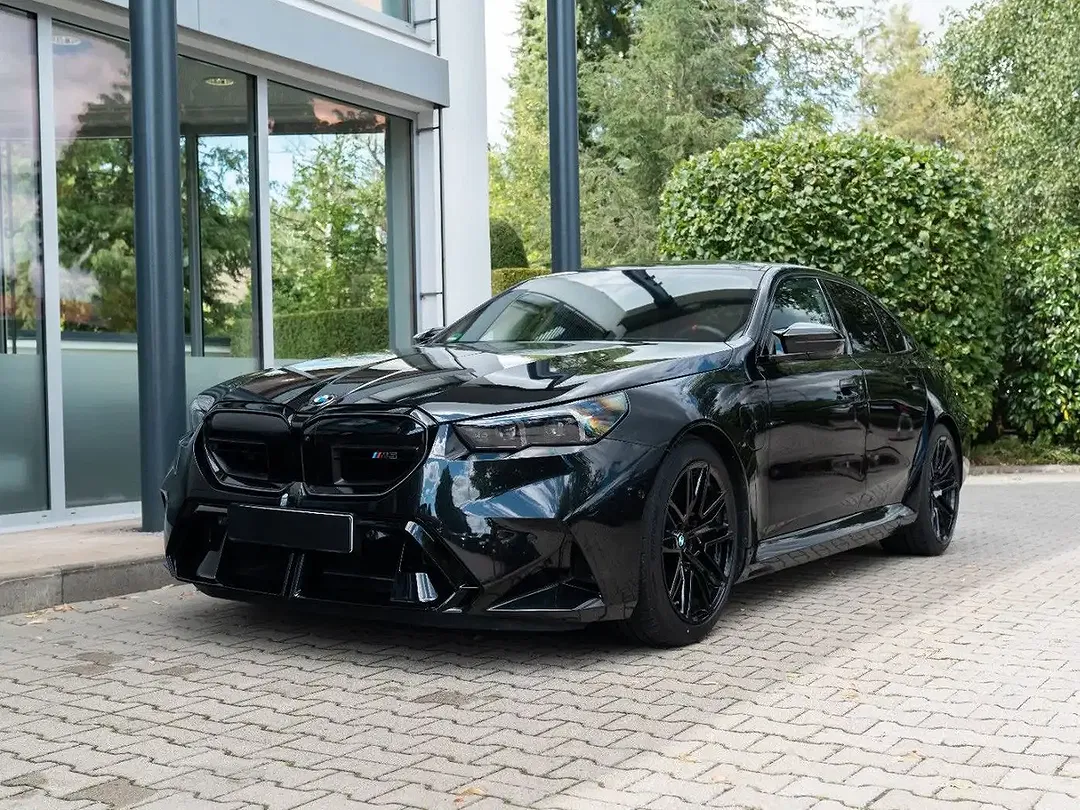 BMW M5 Comfort - foto 1