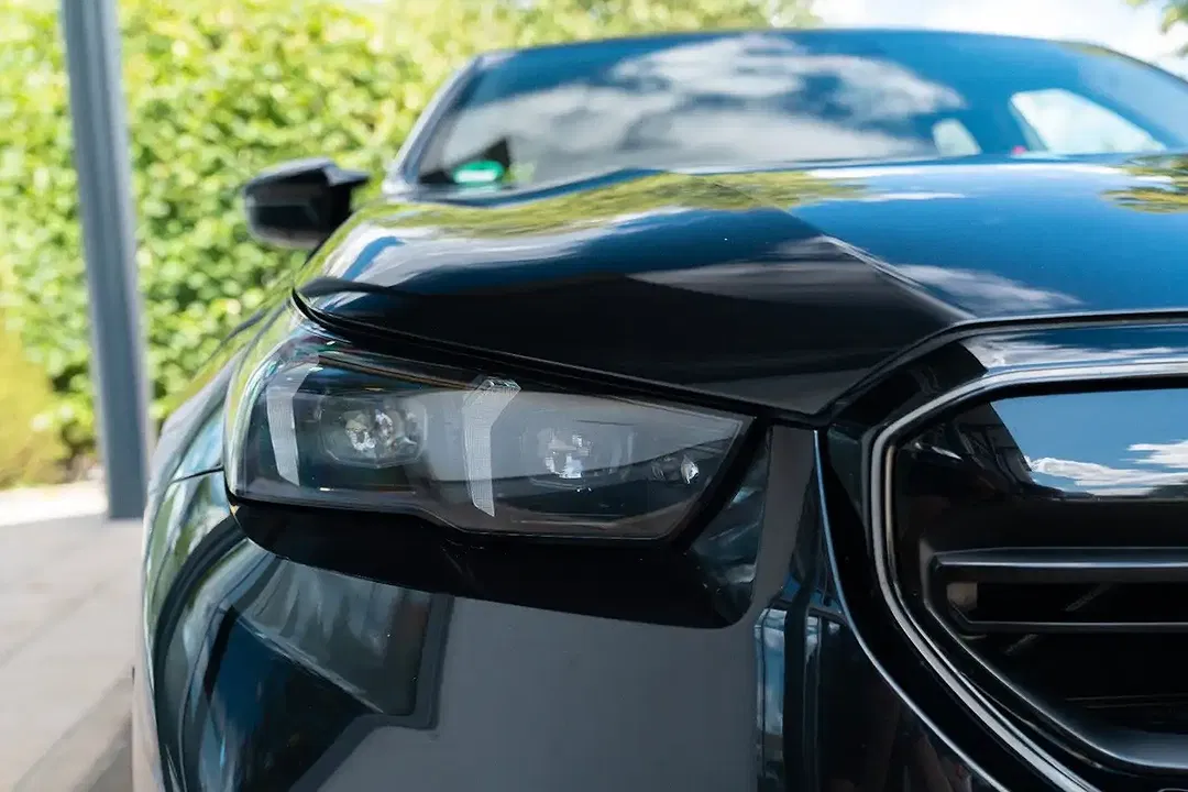 BMW M5 - Thumbnail 29