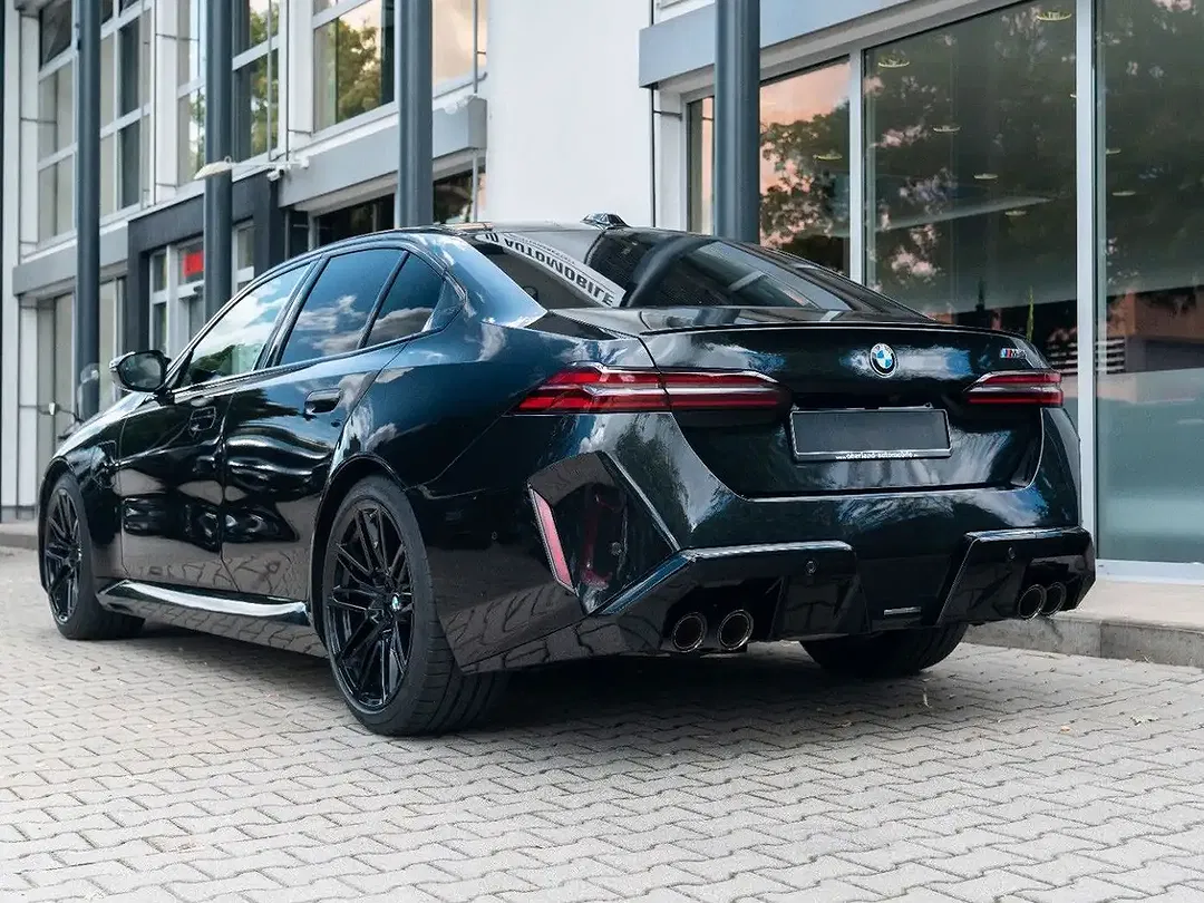 BMW M5 - Thumbnail 7