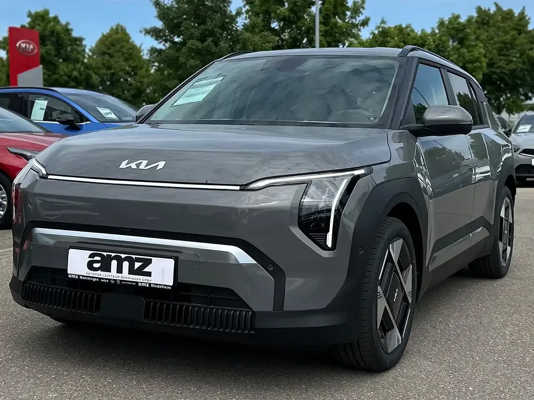 Kia EV3 - Thumbnail 4