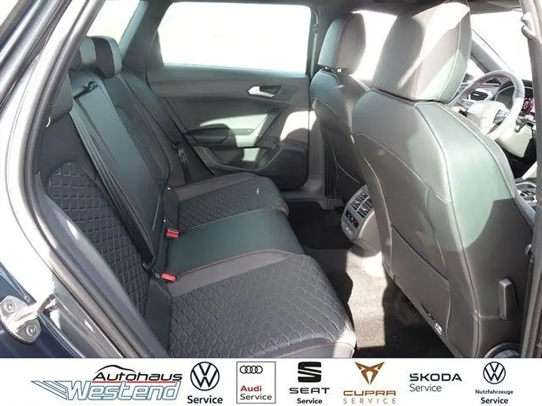 SEAT Leon - Thumbnail 10