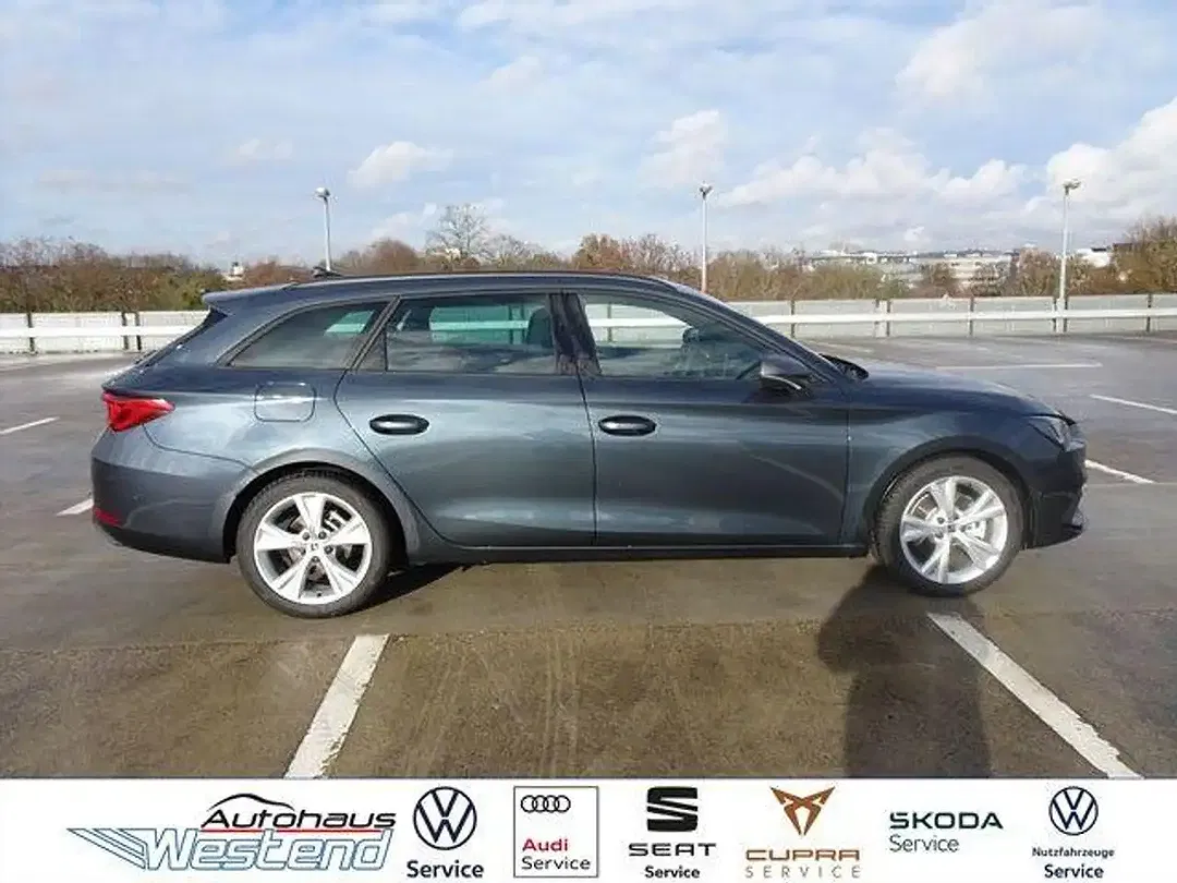 SEAT Leon - Thumbnail 3
