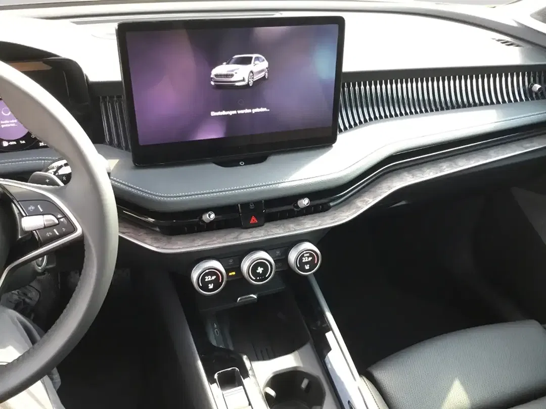 Skoda Superb - Thumbnail 11