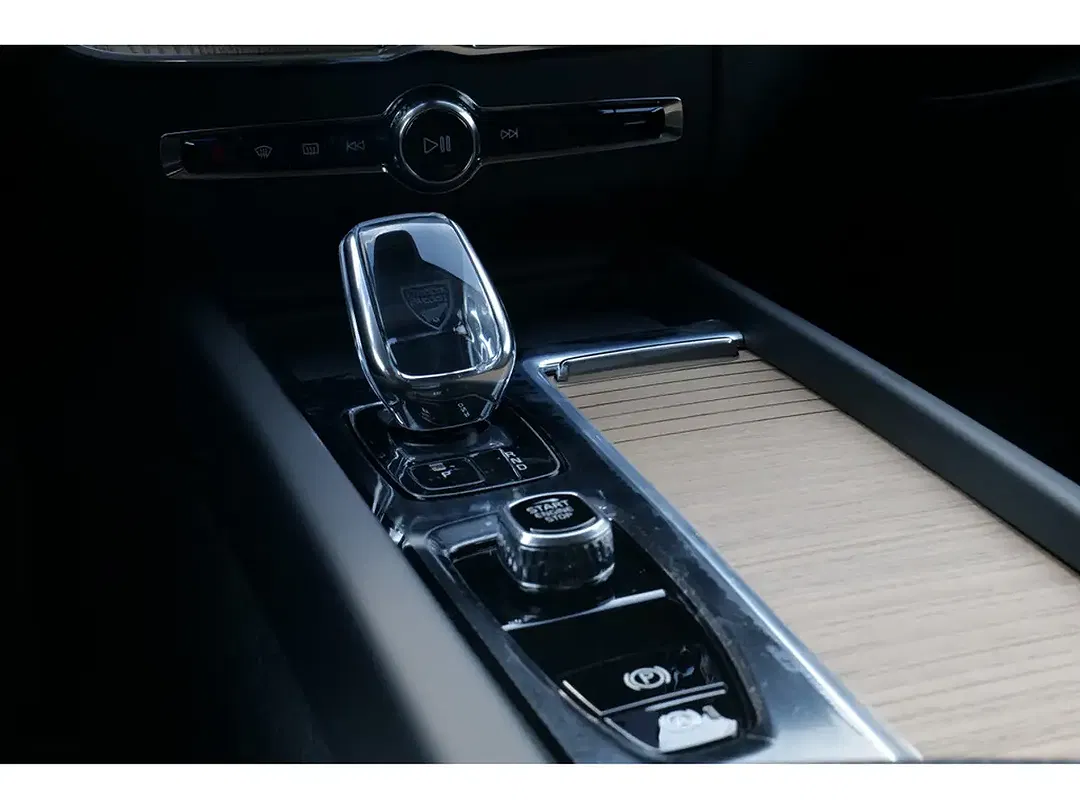 Volvo XC60 - Thumbnail 12