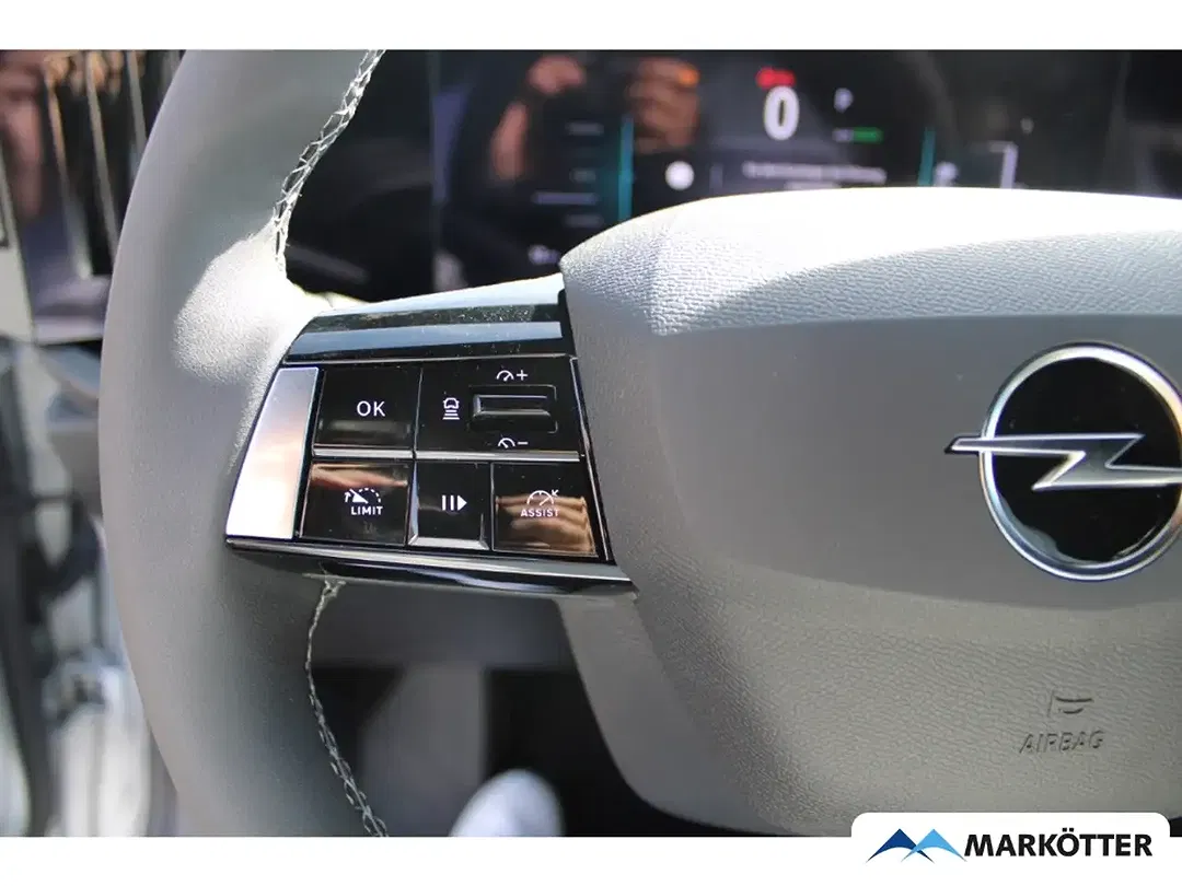 Opel Astra - Thumbnail 7