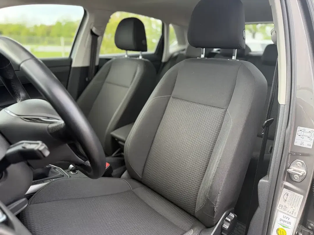 Volkswagen Polo - Thumbnail 11