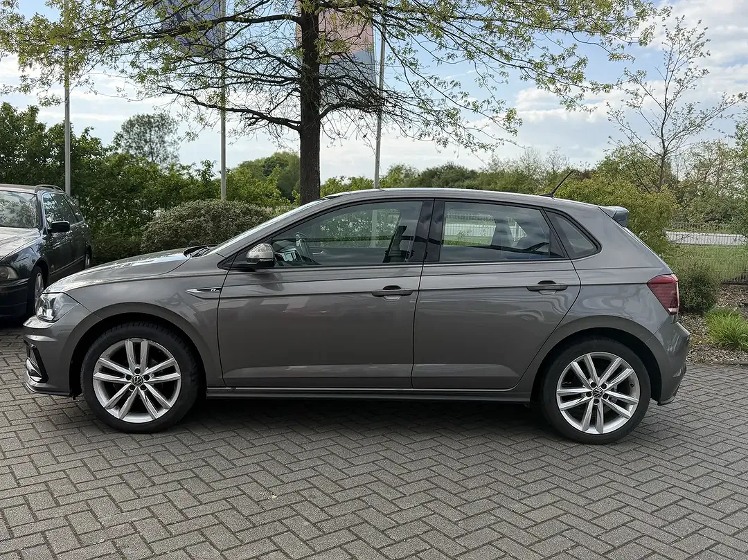 Volkswagen Polo - Thumbnail 5