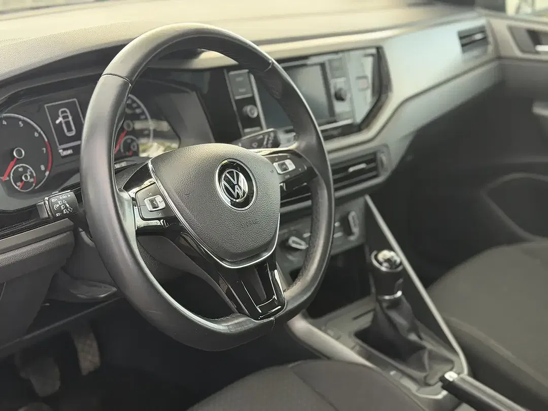 Volkswagen Polo - Thumbnail 8