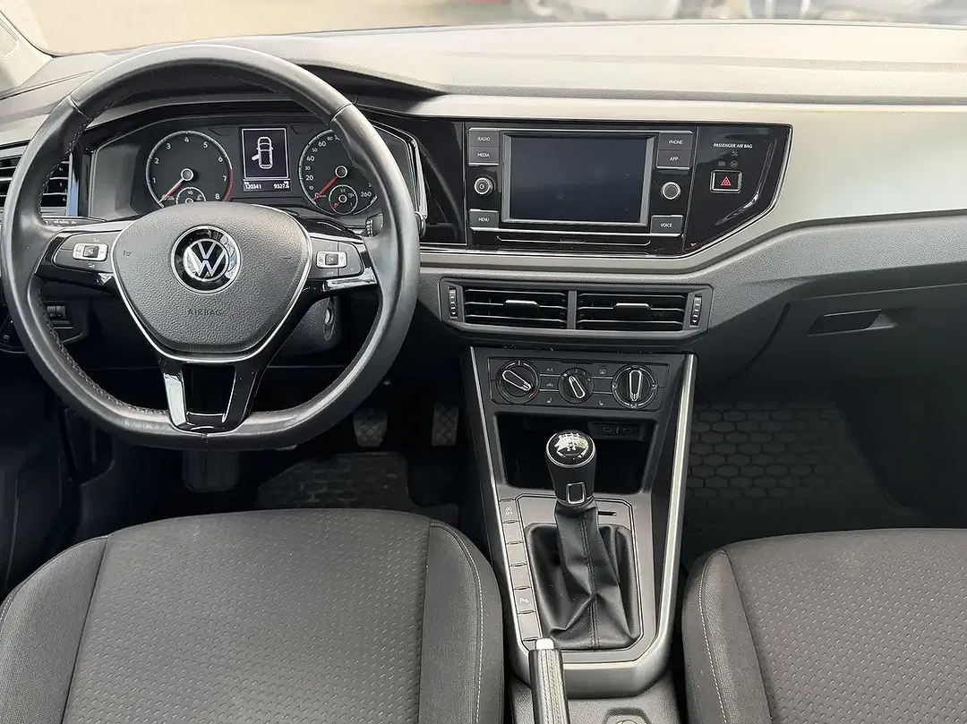 Volkswagen Polo - Thumbnail 9
