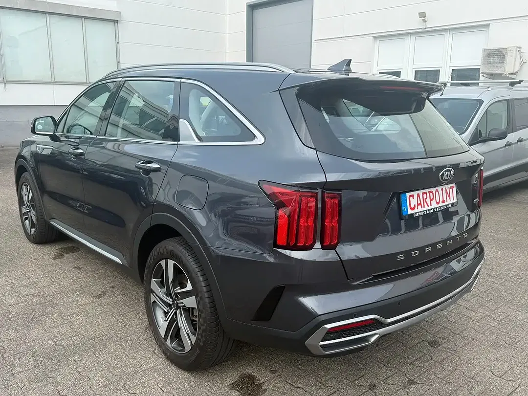 Kia Sorento - Thumbnail 7