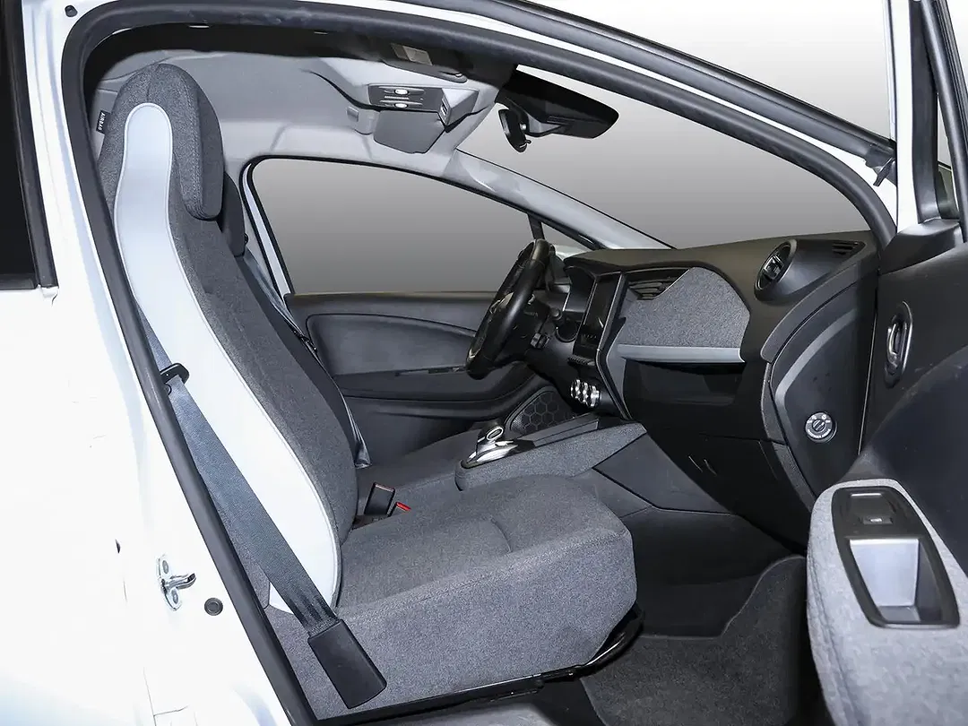 Renault ZOE - Thumbnail 4