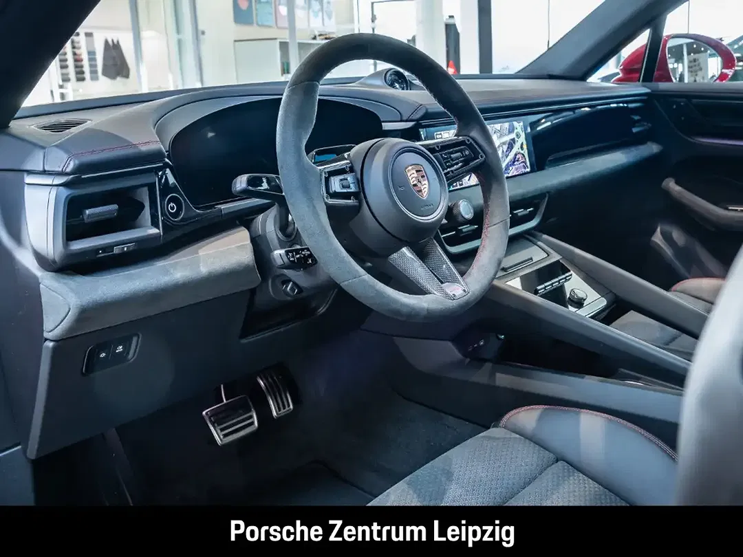 Porsche Macan - Thumbnail 14
