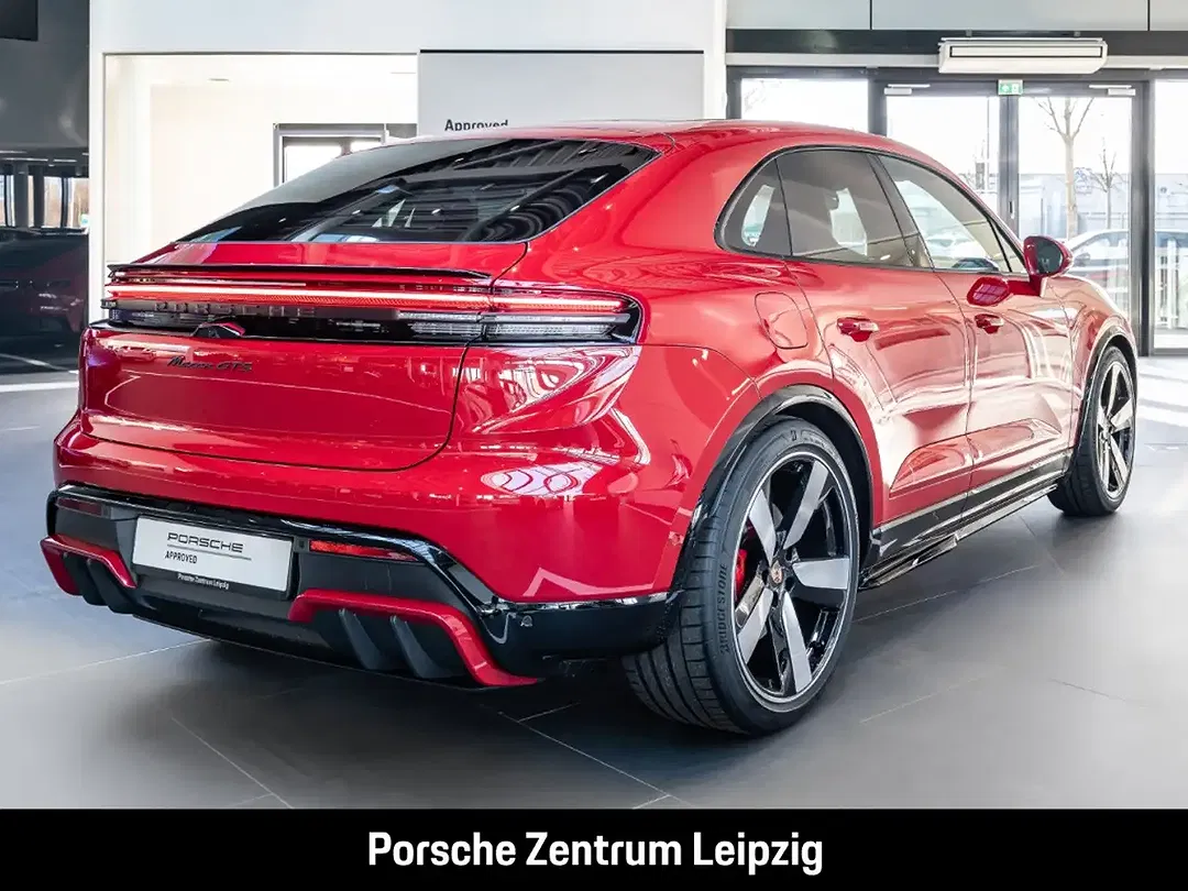 Porsche Macan - Thumbnail 6