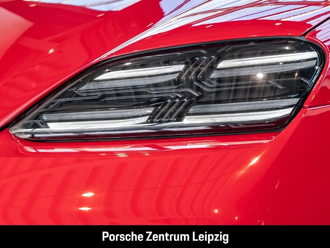 Porsche Macan - Thumbnail 9