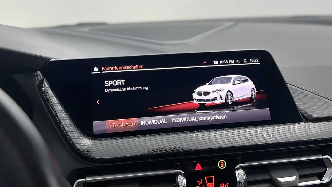 BMW 120 - Thumbnail 28