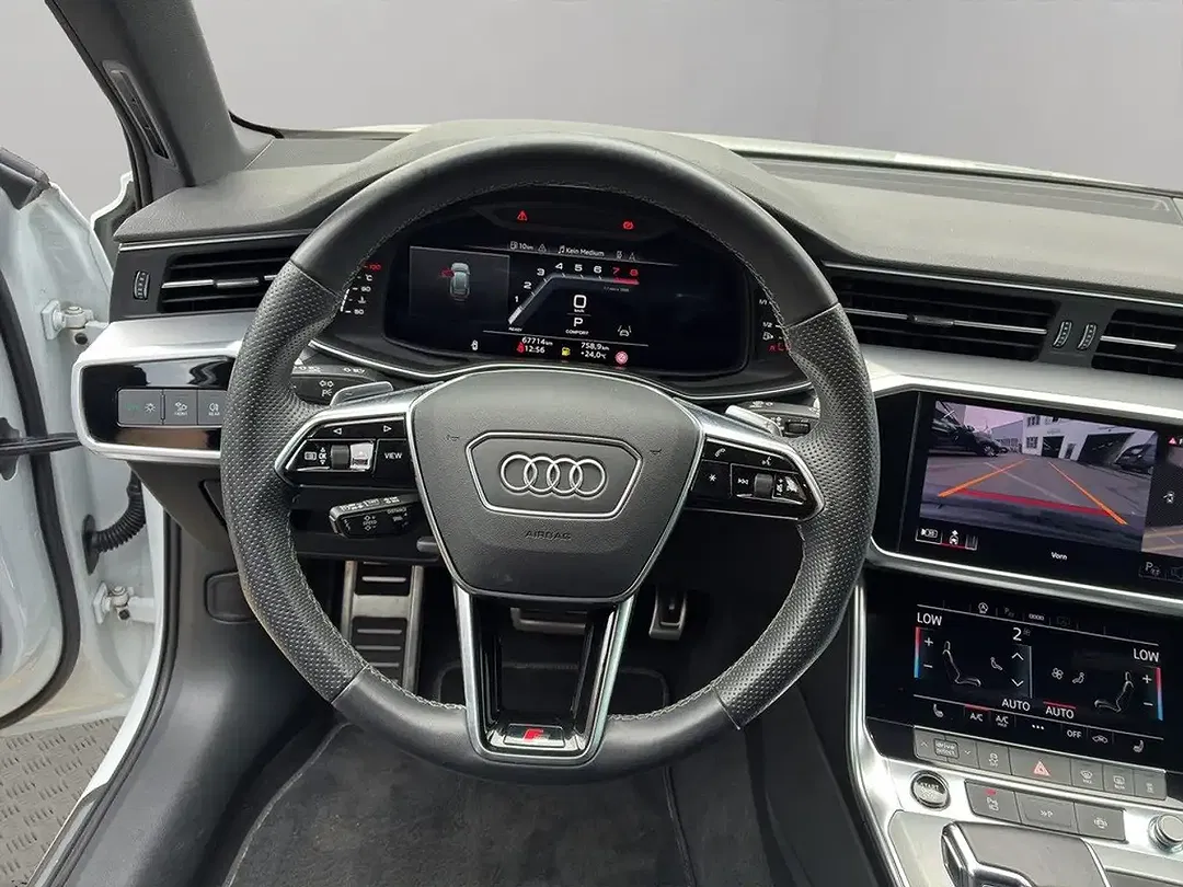 Audi A6 - Thumbnail 11