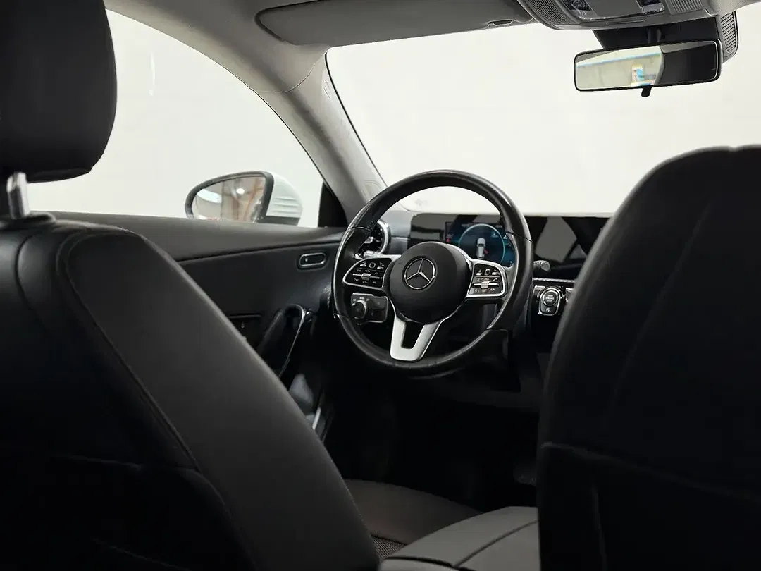 Mercedes-Benz CLA 200 - Thumbnail 12