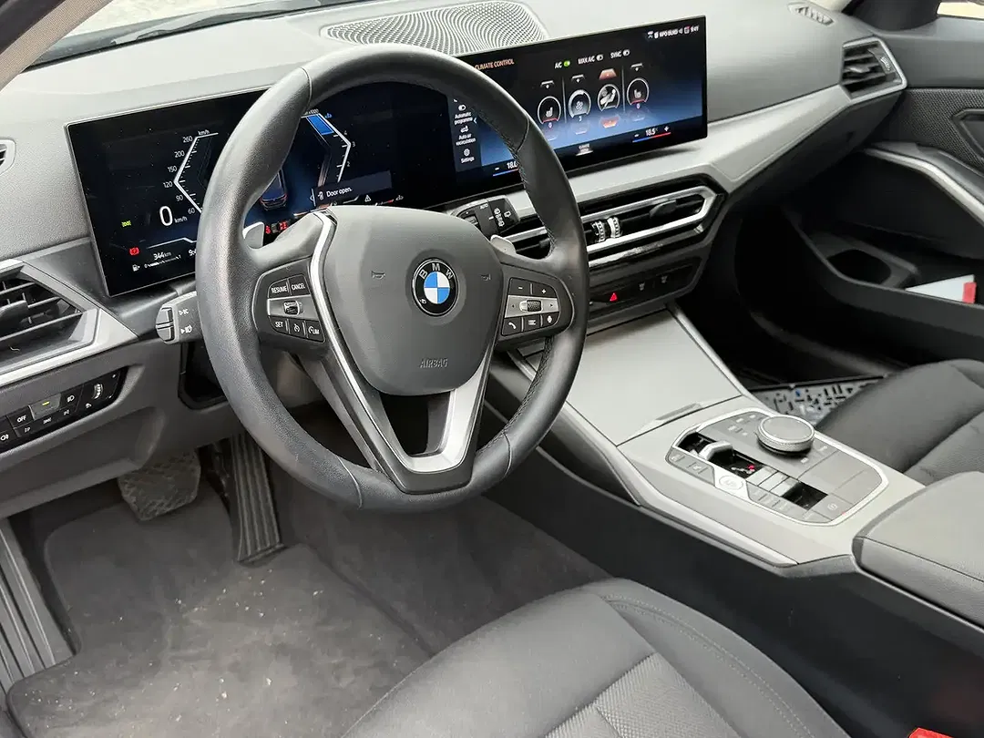 BMW 320 - Thumbnail 9