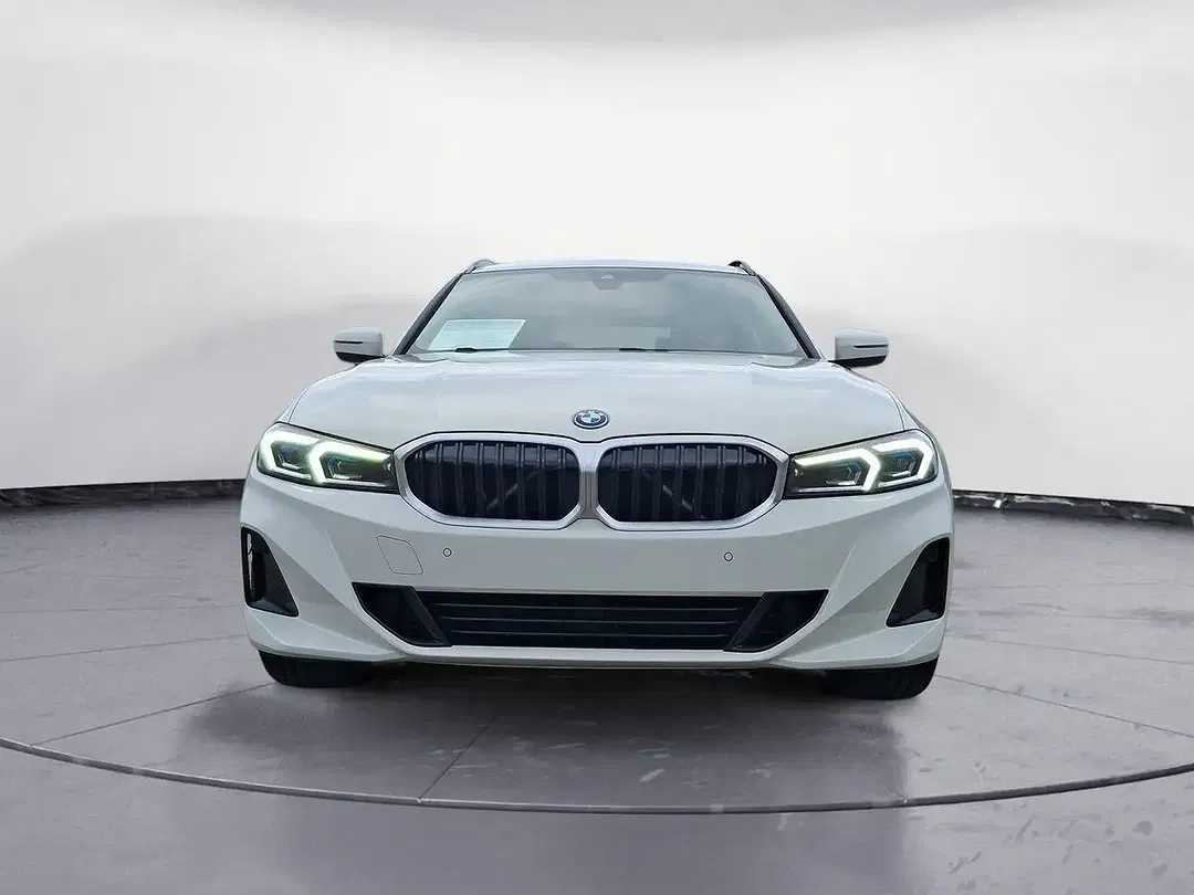 BMW 320 - Thumbnail 8