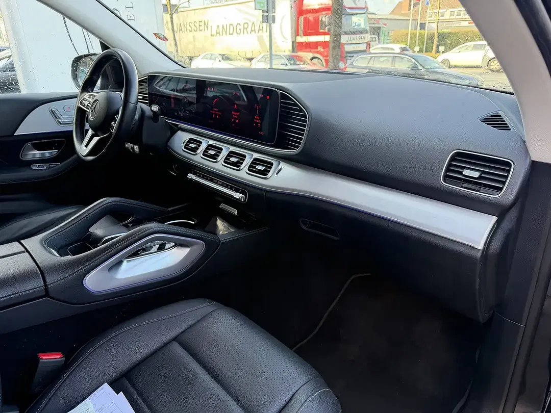 Mercedes-Benz GLE 350 - Thumbnail 9