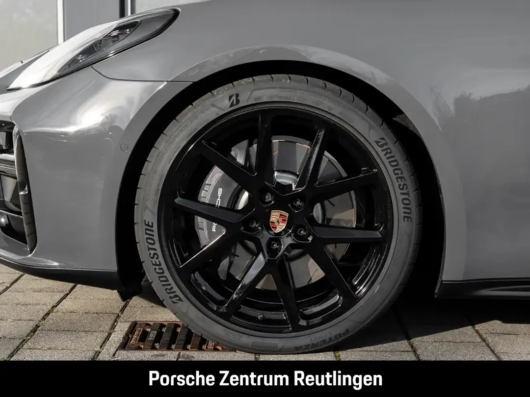 Porsche Panamera - Thumbnail 10