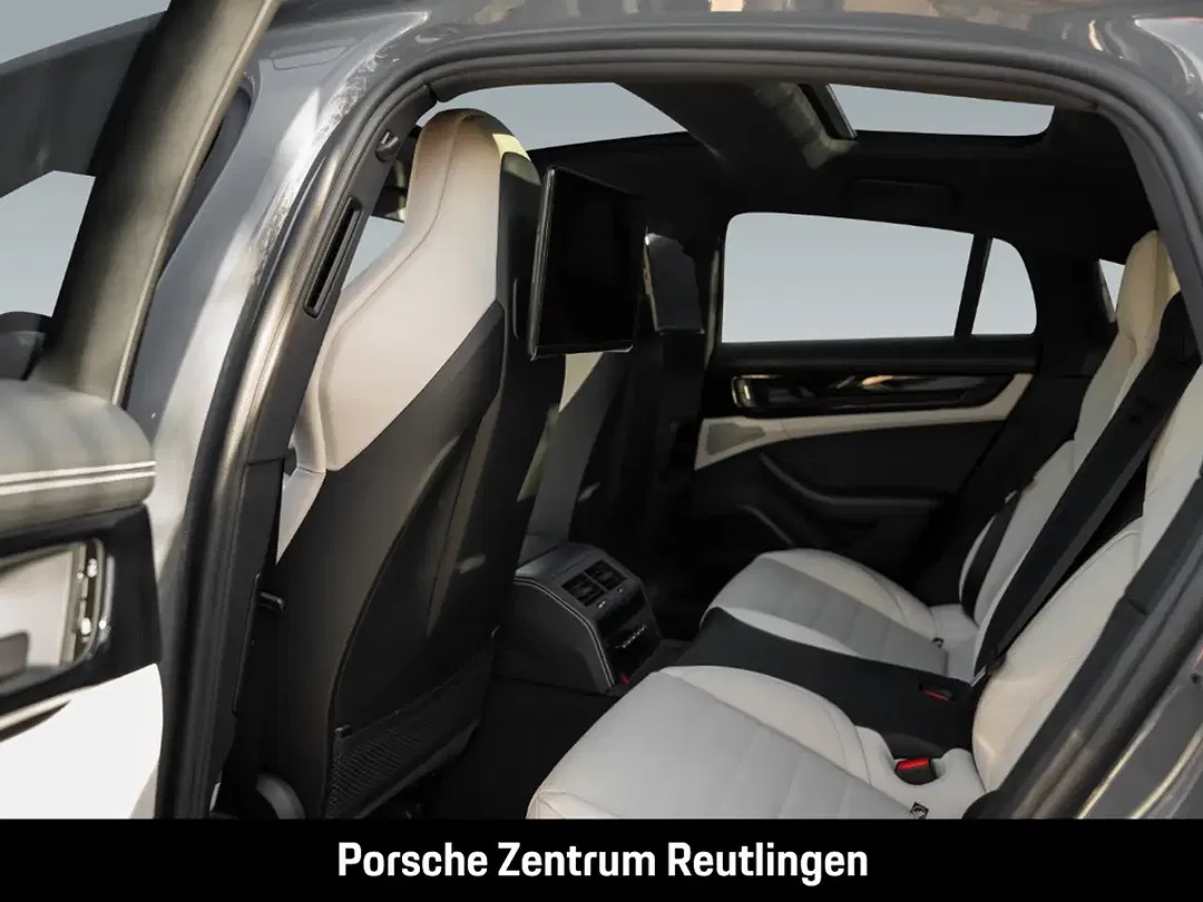 Porsche Panamera - Thumbnail 7