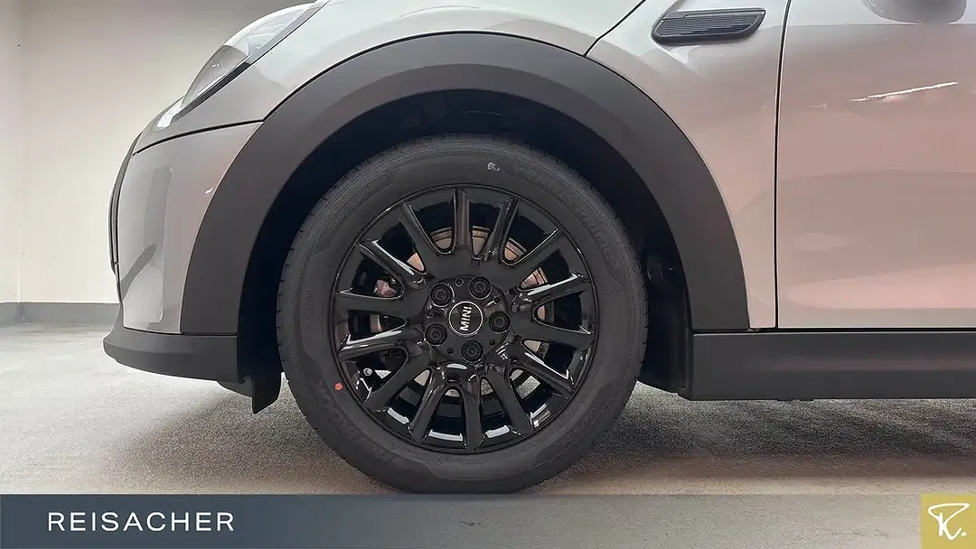 MINI Cooper - Thumbnail 3