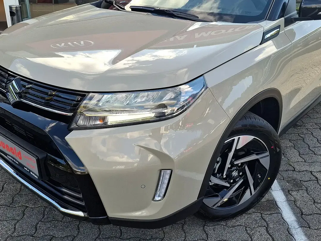 Suzuki Vitara - Thumbnail 2