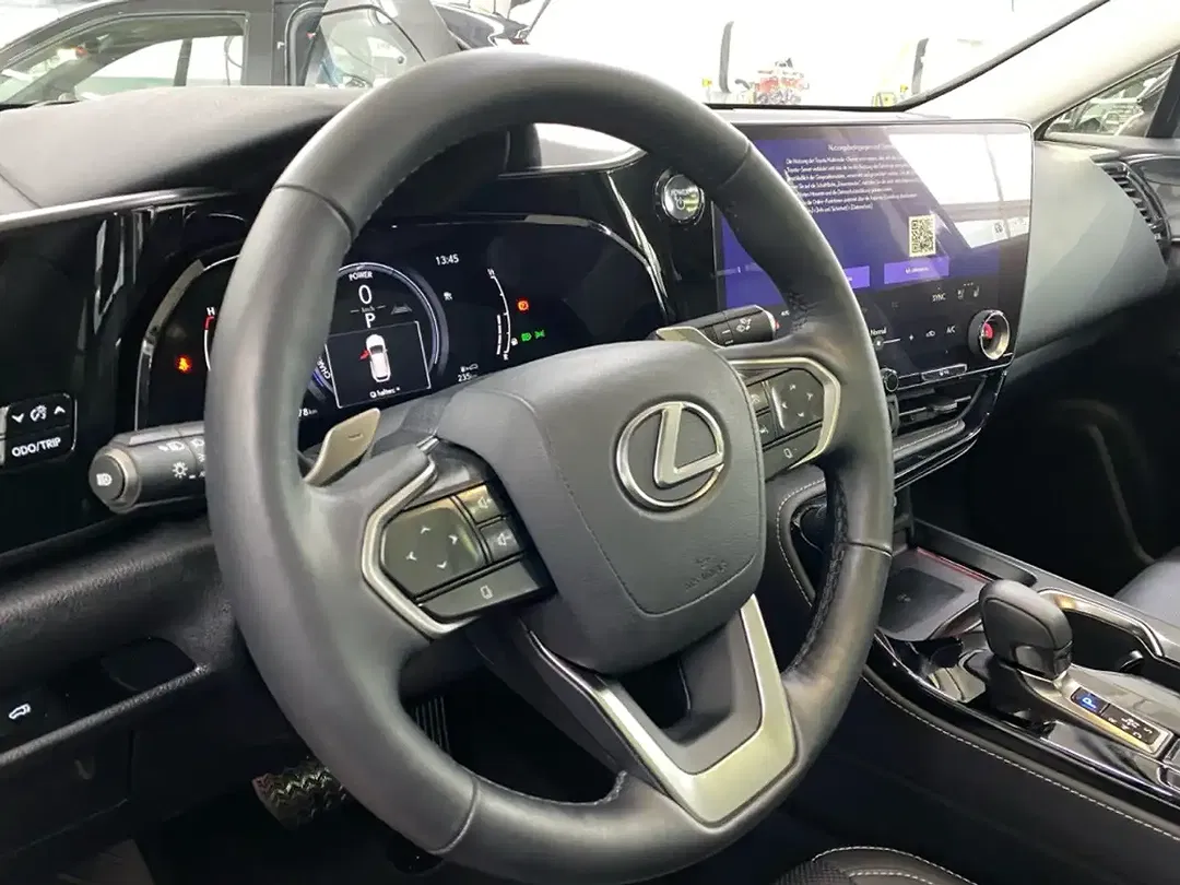 Lexus NX 350h - Thumbnail 12