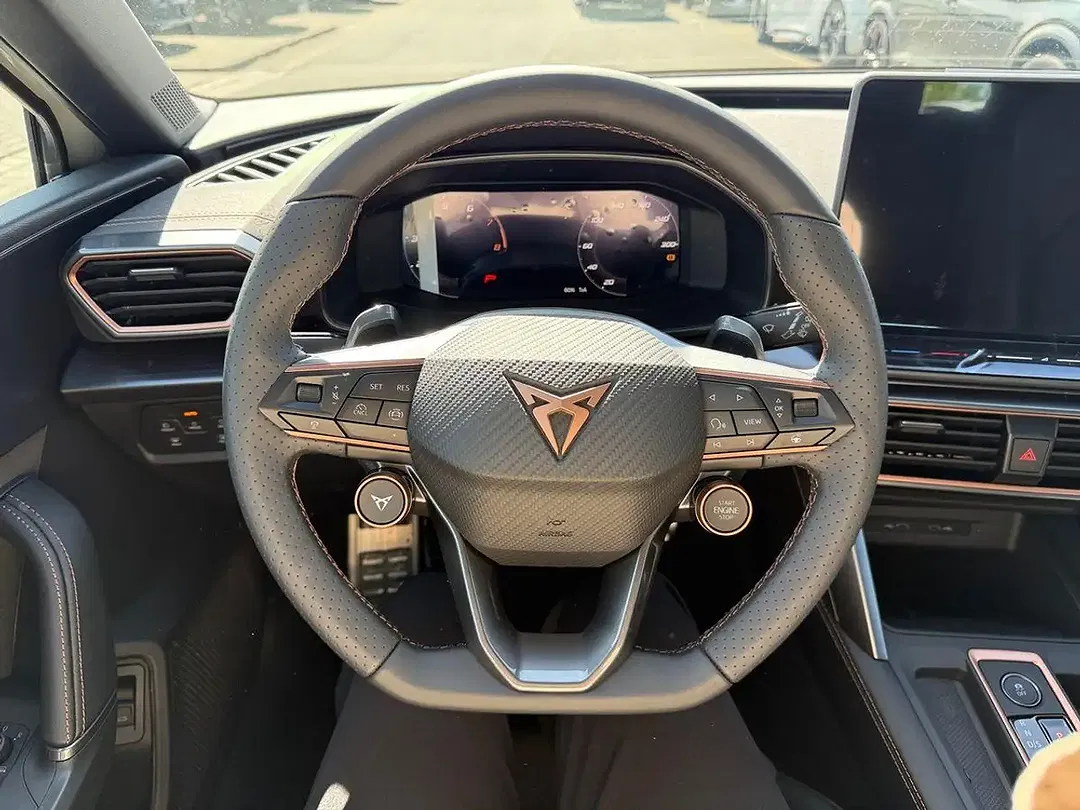 CUPRA Leon - Thumbnail 11