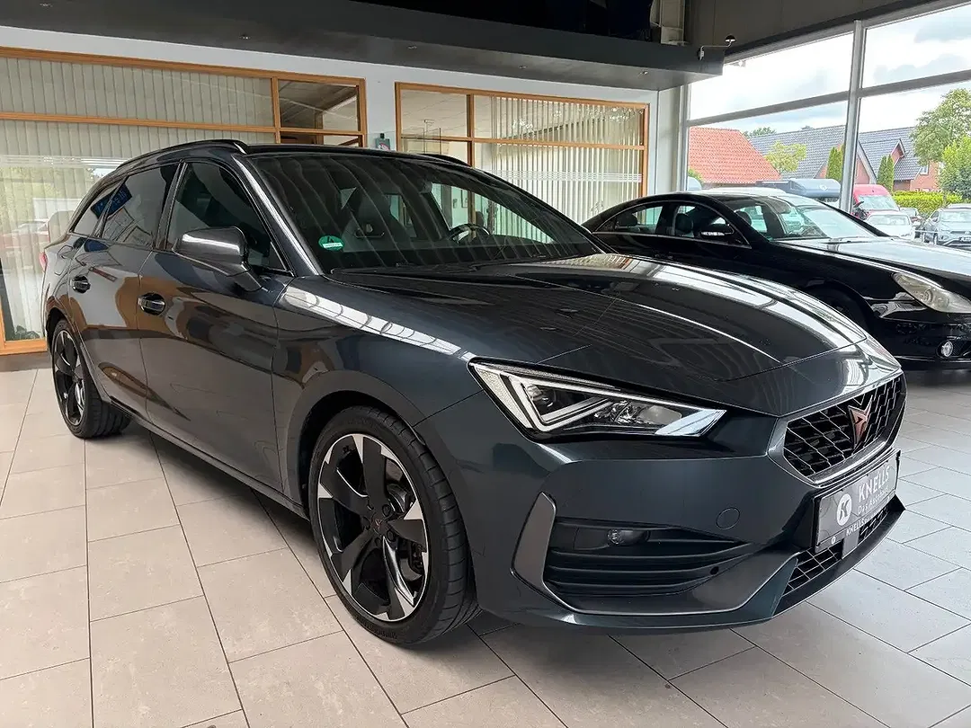 CUPRA Leon - Thumbnail 3