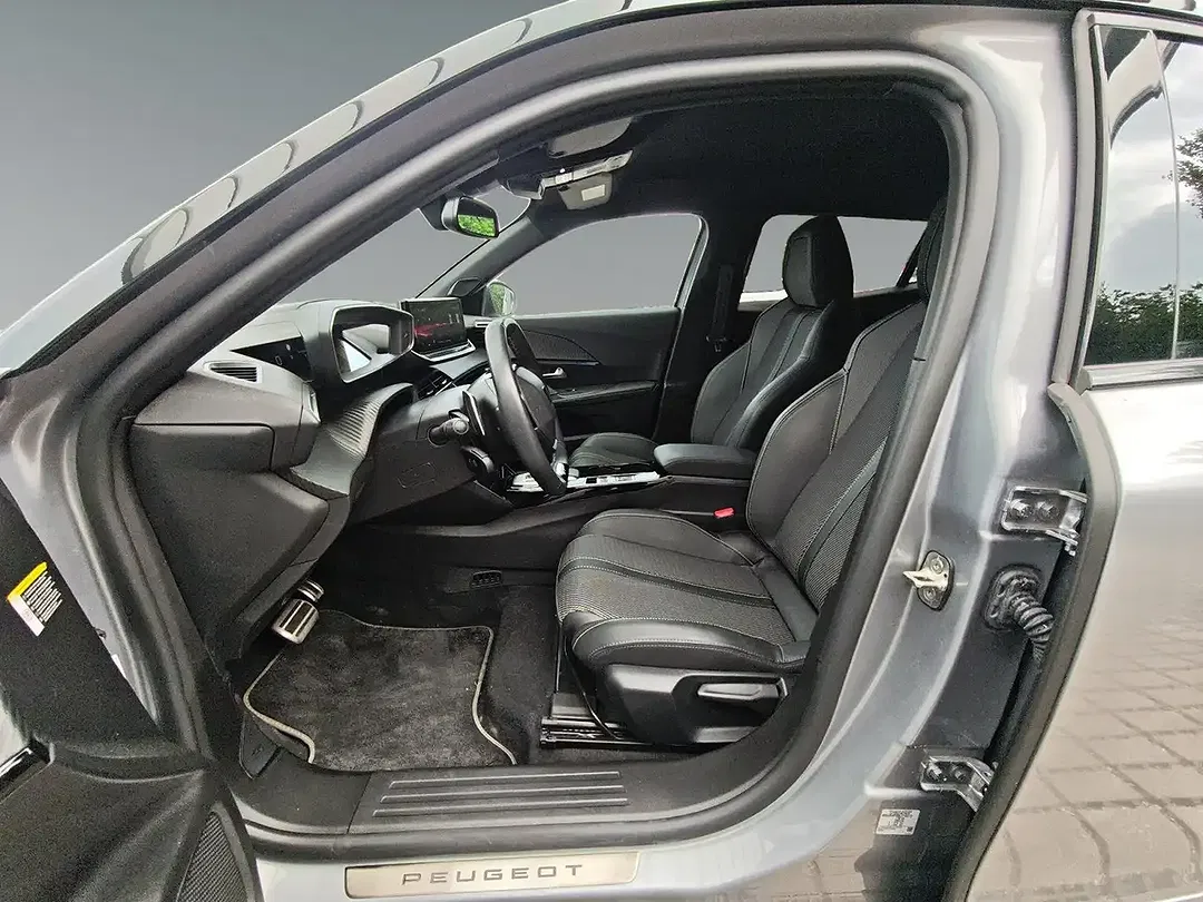 Peugeot 2008 - Thumbnail 9