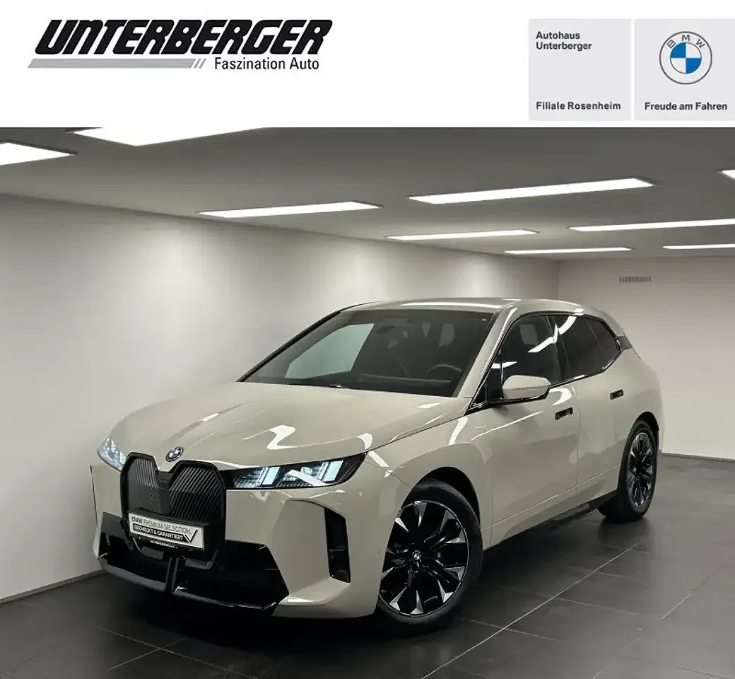 BMW iX xDrive M - foto 1