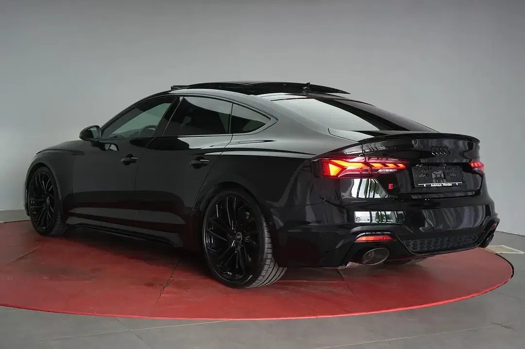 Audi RS5 - Thumbnail 3