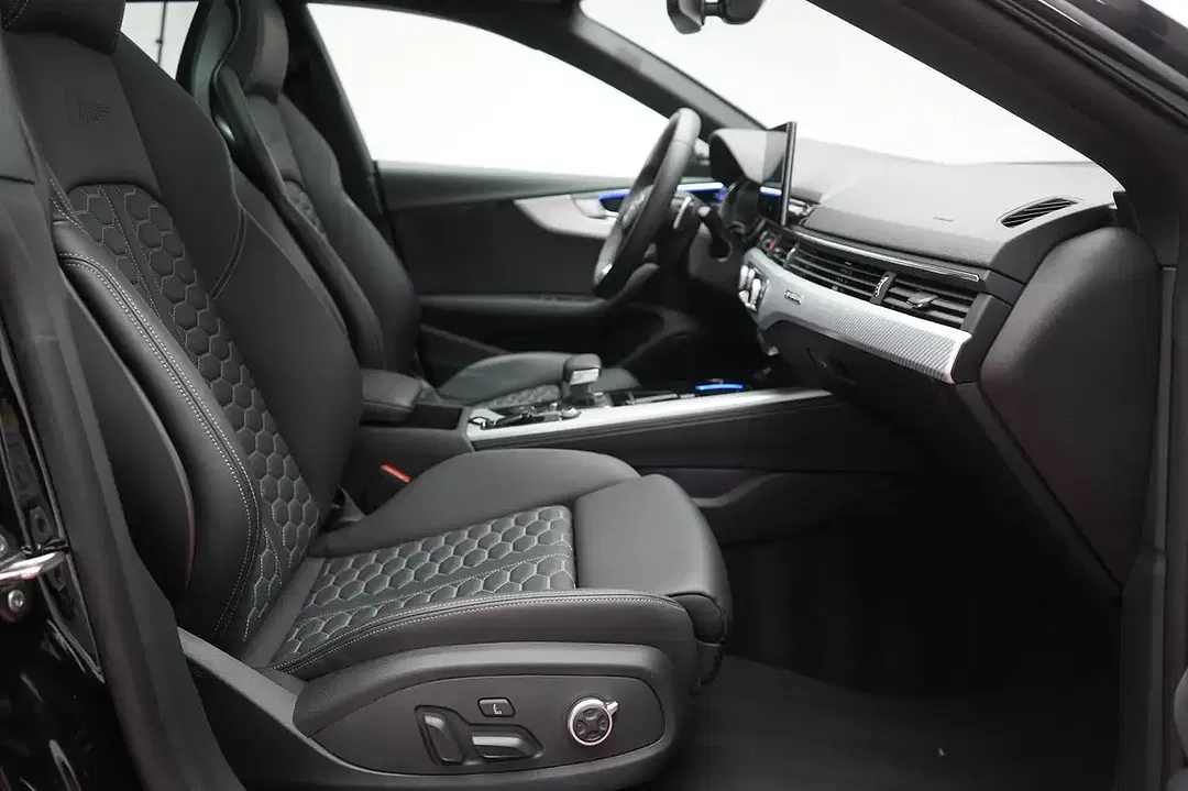 Audi RS5 - Thumbnail 5