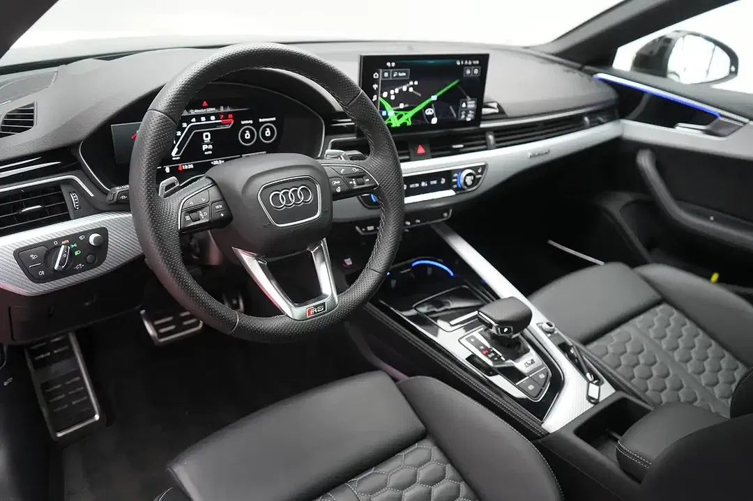 Audi RS5 - Thumbnail 9