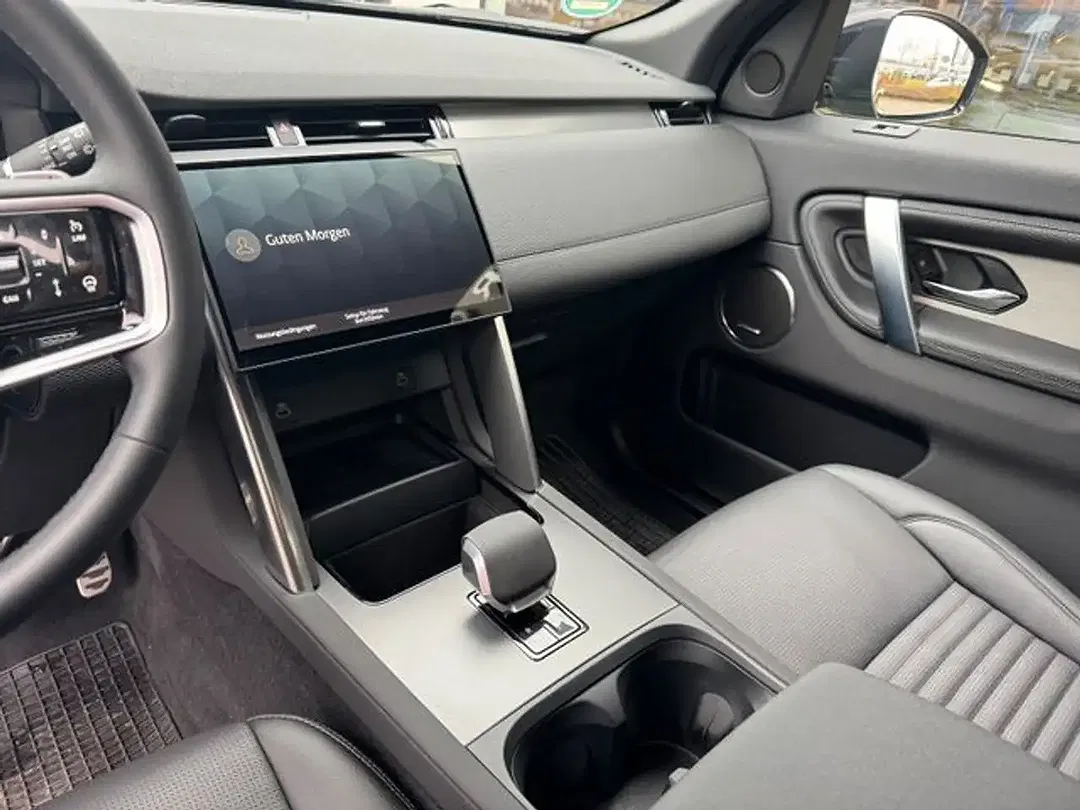 Land Rover Discovery Sport - Thumbnail 11