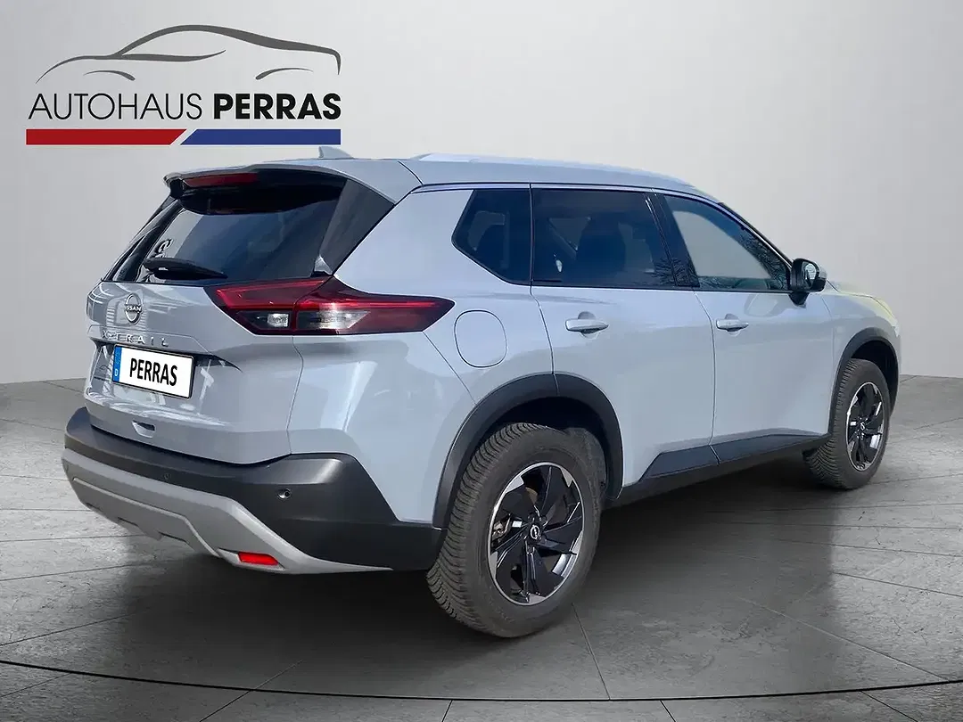Nissan X-Trail - Thumbnail 4