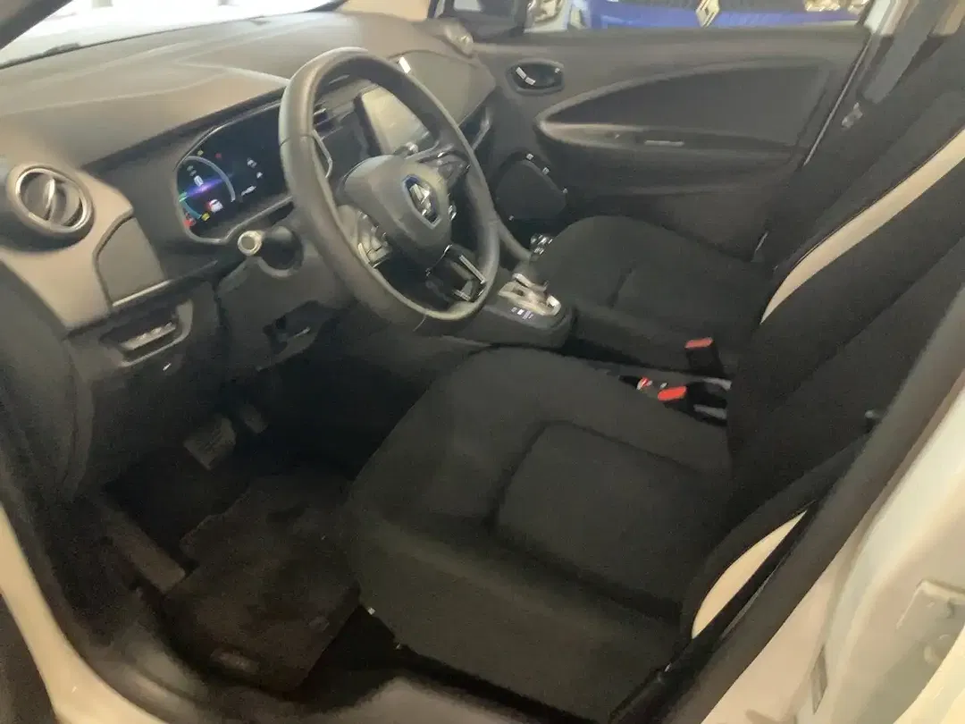 Renault ZOE - Thumbnail 13