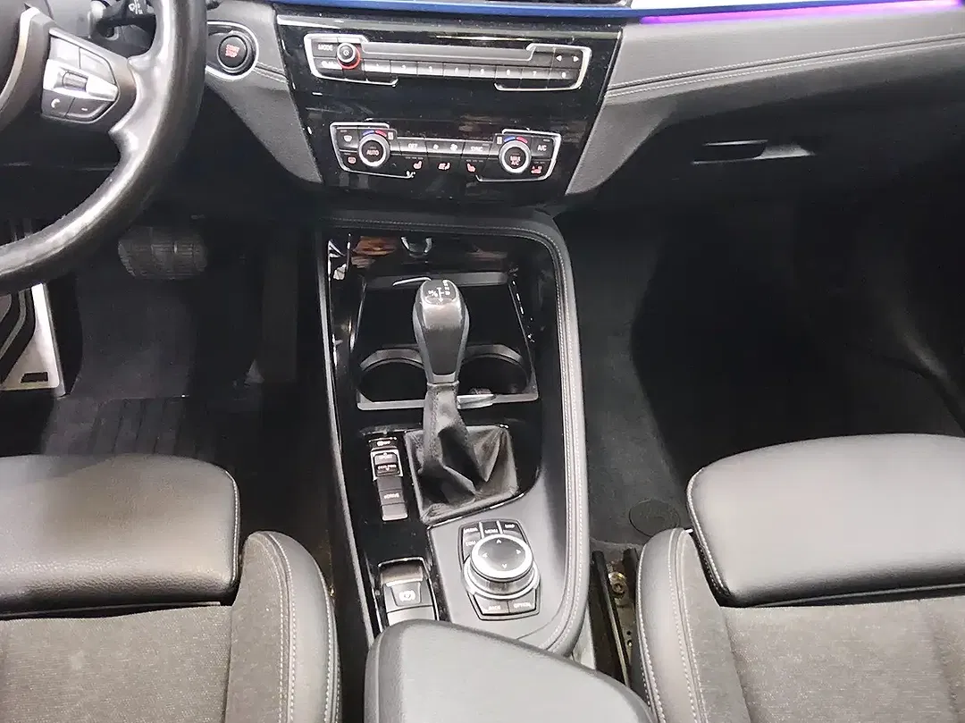BMW X1 - Thumbnail 6