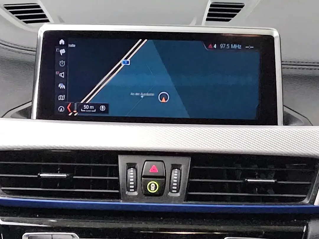 BMW X1 - Thumbnail 7