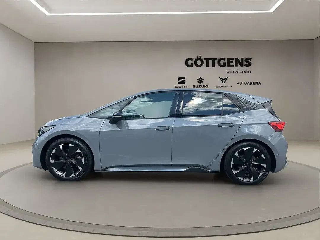 CUPRA Born - Thumbnail 2